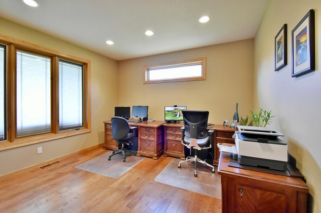 Main floor office | Image 9