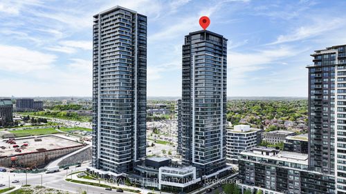 310-18 Water Walk Dr, Unionville, ON, L3R6L5 | Card Image