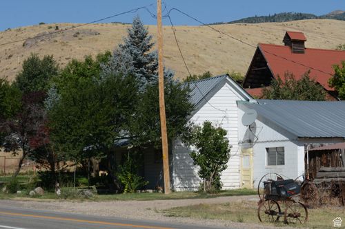 30031 Old Lincoln Hwy, Wanship, UT, 84017-9607 | Card Image
