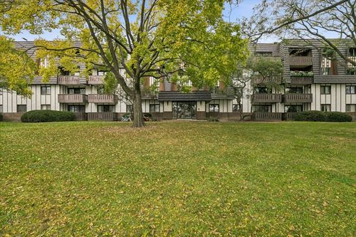 2101-13200 Heiden Cir, Lake Bluff, IL, 60044-1053 | Card Image