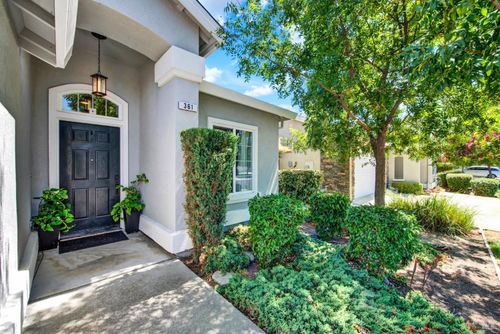 361 Grand Canyon Dr, Vacaville, CA, 95687-3482 | Card Image
