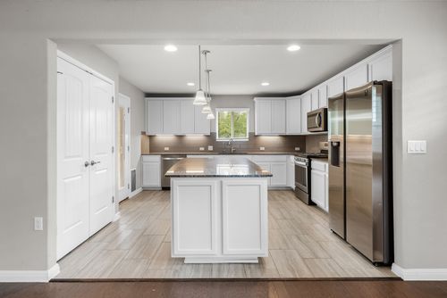 521 Rockport St, Georgetown, TX, 78633-2231 | Card Image