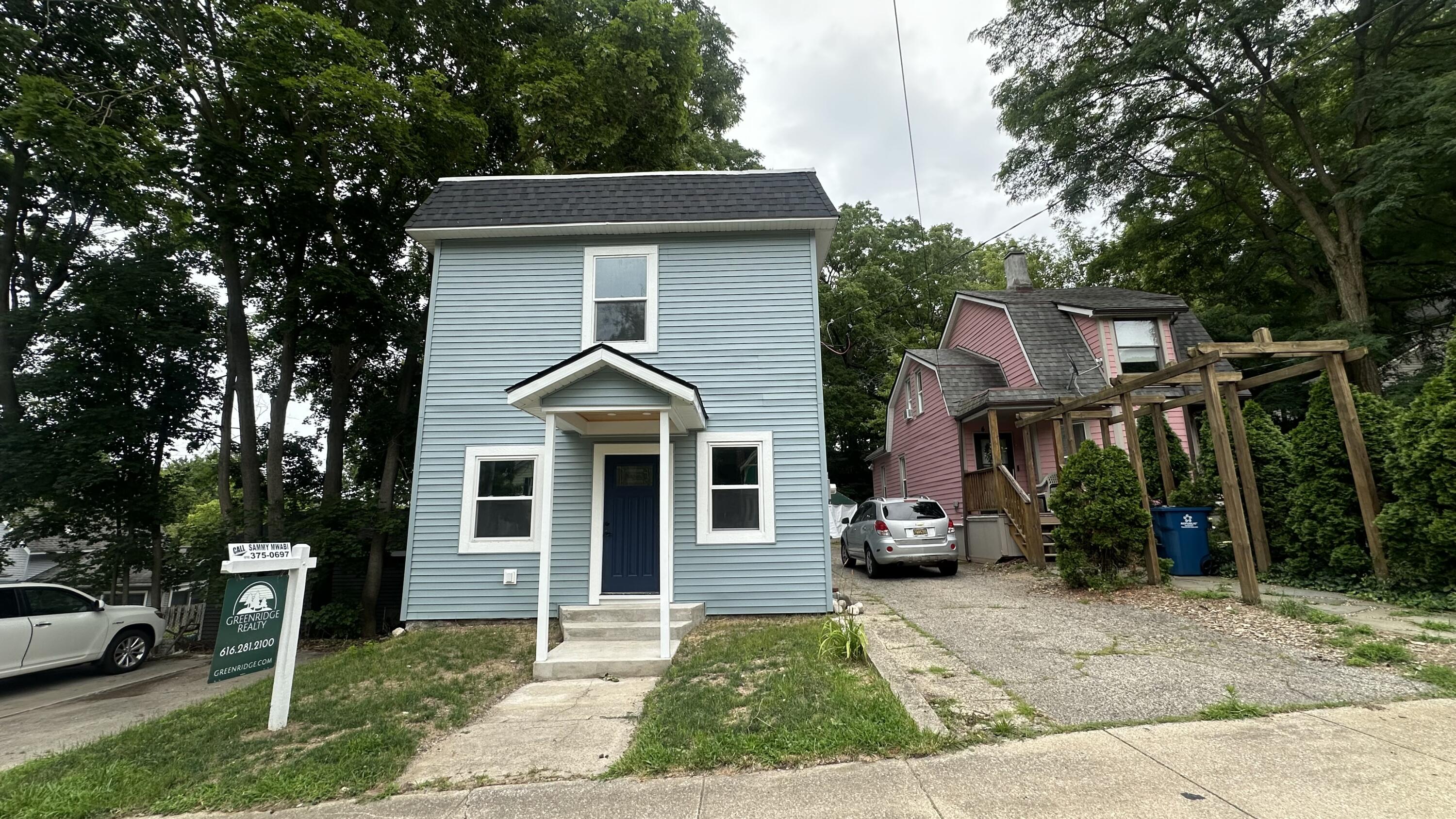 Hilbert St, Kalamazoo, MI 49006