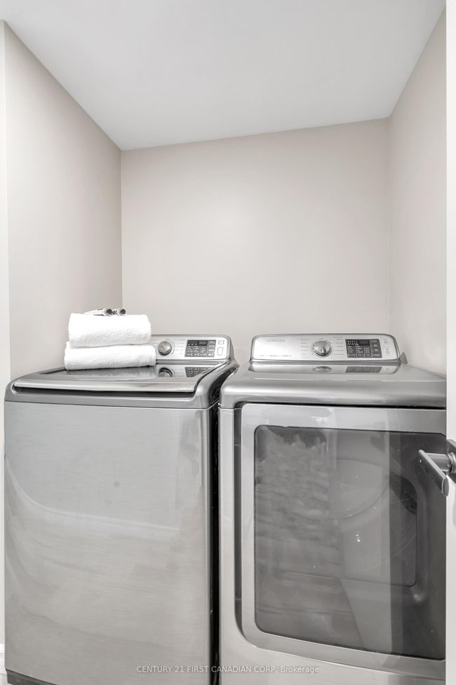 180 Gammage St, House other with 5 bedrooms, 2 bathrooms and 2 parking in London ON | Image 41