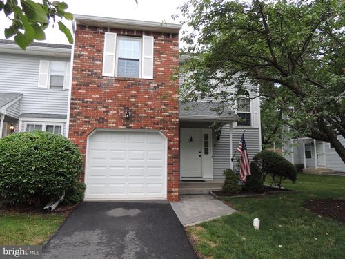 13 Heritage Ct, Ewing, NJ, 08628-3603 | Card Image