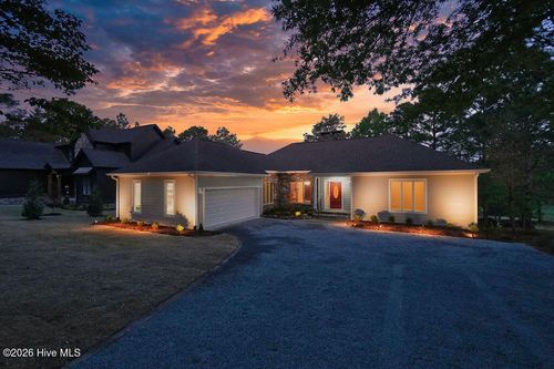 81 Deerwood Ln, Pinehurst, NC, 28374-6865 | Card Image
