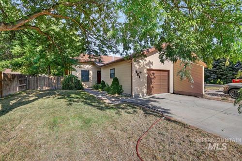 861 Cypress Way, Twin Falls, ID, 83301 | Card Image