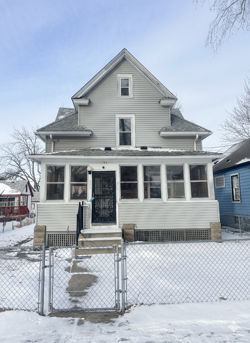 671 Van Buren Avenue, Saint Paul, MN, 55104 | Card Image