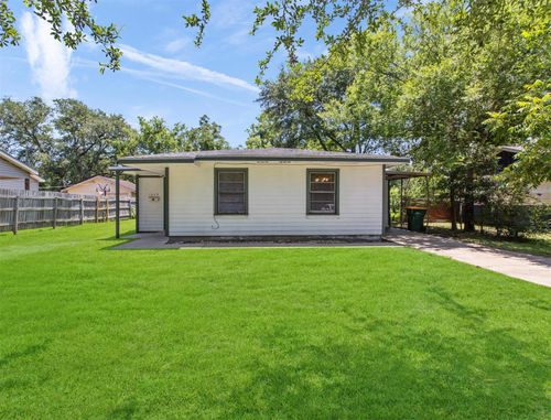 1929 Magnolia Dr, La Marque, TX, 77568-5246 | Card Image