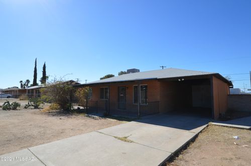 2362 S Jefferson Ave, Tucson, AZ, 85711-6635 | Card Image