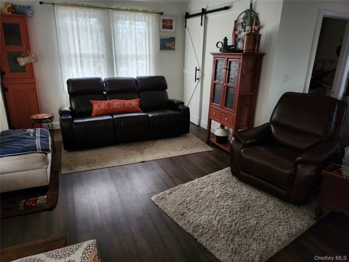 56 Indian Hill Rd, Warwick, NY, 10990-3138 | Card Image