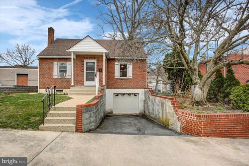 209 Homewood Ave, WAYNESBORO, PA, 17268-1620 | Card Image