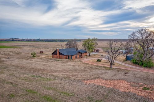 21462 E 1010 Road, Foss, OK, 73647 | Card Image