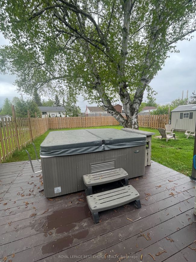 128 Third Ave, House other with 3 bedrooms, 3 bathrooms and 6 parking in Englehart ON | Image 8
