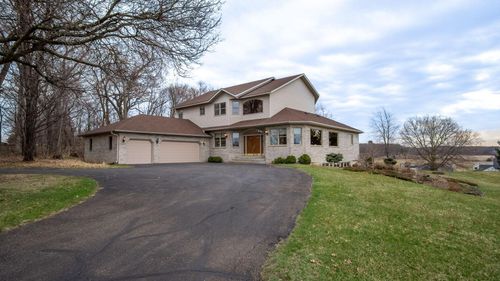 E5110 Interlachen Blvd, Eleva, WI, 54738-9421 | Card Image