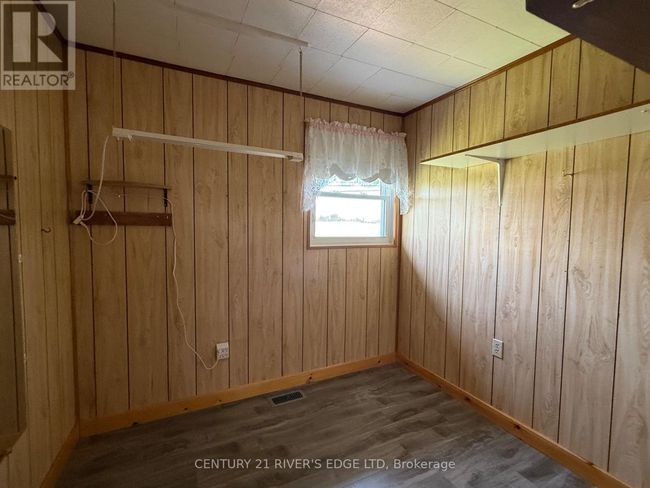 4022 County Rd, House other with 4 bedrooms, 1 bathrooms and 4 parking in Gananoque ON | Image 24