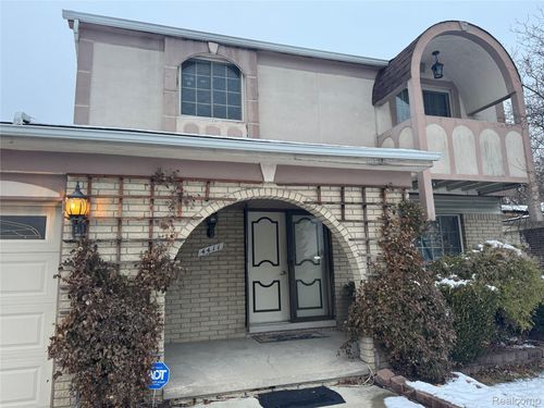 4411 Bloomfield Dr, Sterling Heights, MI, 48310-3312 | Card Image