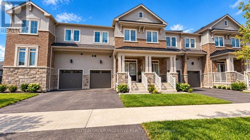 152 Greer St, Barrie, ON, L9J0R7 | Card Image