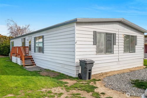 unit-86-4815 Airway Dr Ne, Moses Lake, WA, 98837-1062 | Card Image