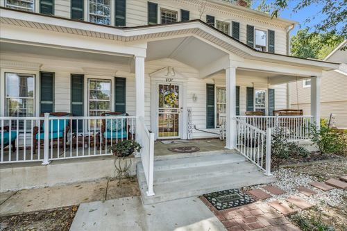 8537 Farmington Blvd, Germantown, TN, 38139-3307 | Card Image