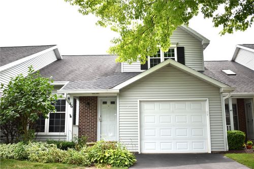 46 Sleepy Holw, Rochester, NY, 14624-4455 | Card Image