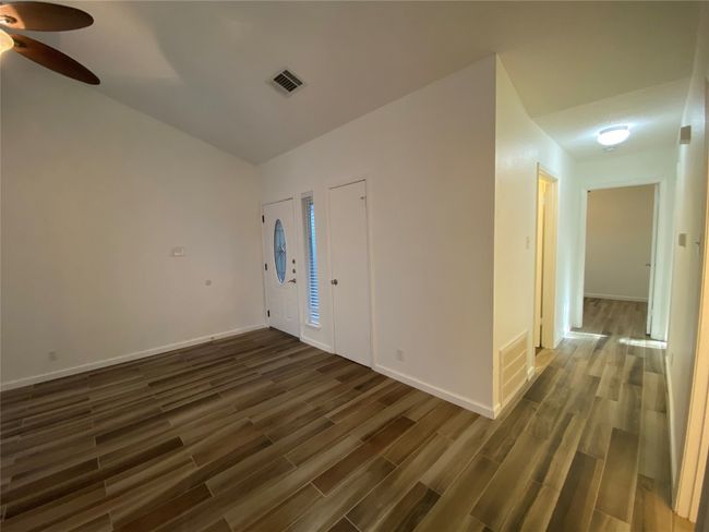 B - 9618 Sugar Hill Dr, Home with 2 bedrooms, 1 bathrooms and 1 parking in Austin TX | Image 7