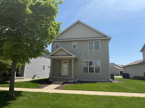 3805 Stonebridge Dr, Madison, WI, 53719-6229 | Card Image