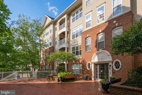 305-5108 Donovan Dr, ALEXANDRIA, VA, 22304-8689 | Card Image