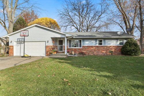 908 Robert Webb Dr, Monticello, IL, 61856-2253 | Card Image