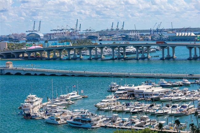 APT-1601 - 1800 N Bayshore Dr, Condo with 3 bedrooms, 3 bathrooms and null parking in Miami FL | Image 58