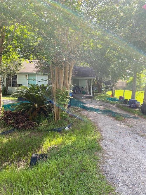 4213 Kinne St, Bacliff, TX, 77518-2636 | Card Image