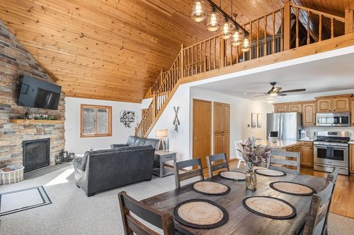 214 S Fern Ln, Oxford, WI, 53952-8724 | Card Image