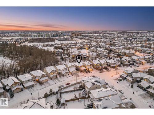 {{alt}} | Card Image