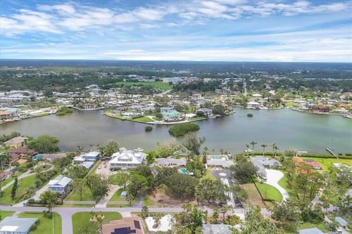 205 Louella Ln, Nokomis, FL, 34275-3021 | Card Image