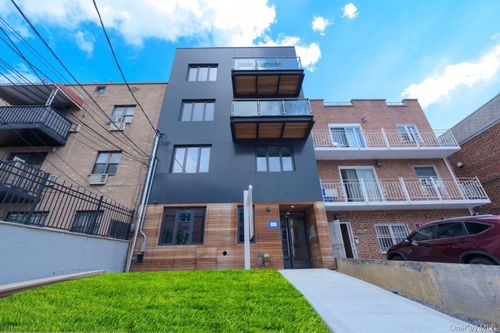 56-15 Van Cleef St, Corona, NY, 11368-4025 | Card Image