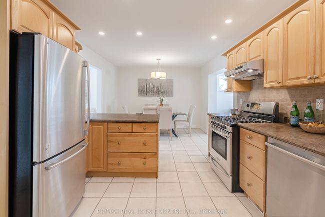 76 Cloverhill Rd, House other with 3 bedrooms, 3 bathrooms and 3 parking in Hamilton ON | Image 32