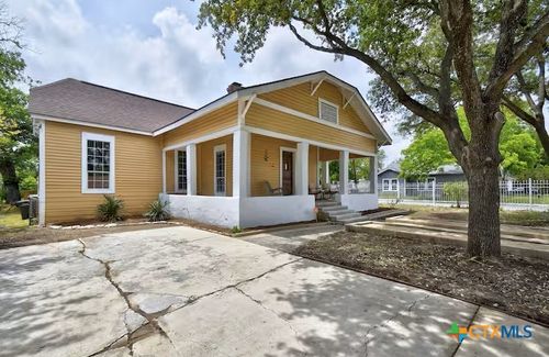 1246 Waverly Ave, San Antonio, TX, 78201-5947 | Card Image