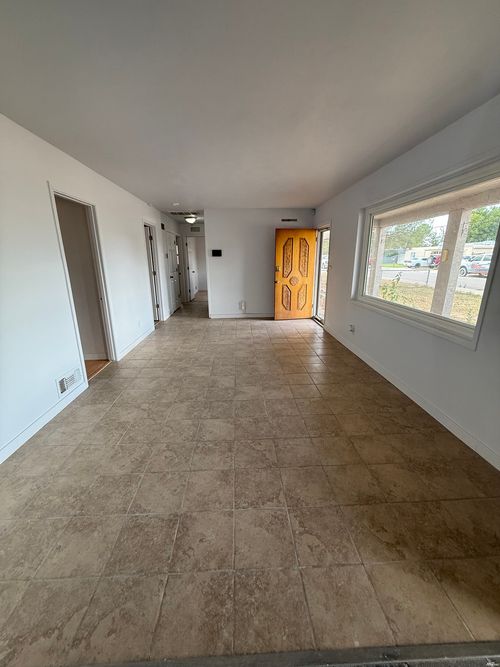 1103 W Sears Ave, Artesia, NM, 88210-2636 | Card Image