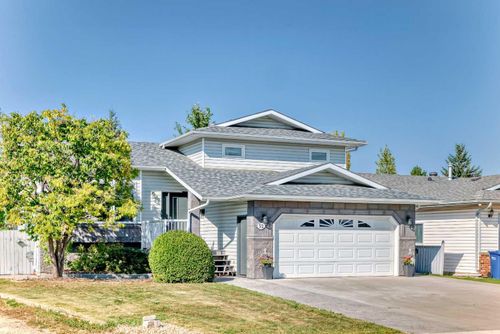 52 Kirby Street, Red Deer, AB, T4P3M9 | Card Image