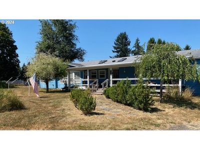 302 S 1 St St, House other with 3 bedrooms, 2 bathrooms and 1 parking in Ryderwood WA | Image 2