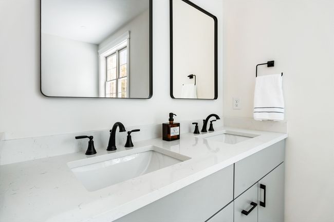 46 Boston Post Rd, House other with 3 bedrooms, 3 bathrooms and 8 parking in Amherst NH | Image 21
