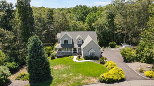 4 Nickel Mine Dr, Seymour, CT, 06483-2472 | Card Image