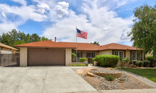 8800 Caminito Dr Ne, Albuquerque, NM, 87111-1143 | Card Image
