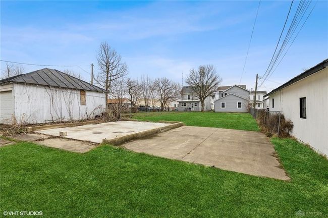 120 W Somers St, Home with 4 bedrooms, 2 bathrooms and null parking in Eaton OH | Image 4
