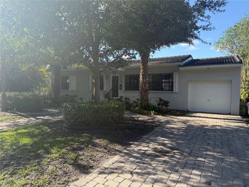 1140 Wren Ave, Miami Springs, FL, 33166 | Card Image