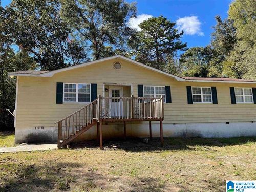 311 Coleman Ln, Sylacauga, AL, 35150-8648 | Card Image