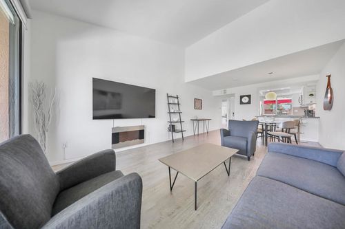 23 Haig Dr, Rancho Mirage, CA, 92270-3807 | Card Image