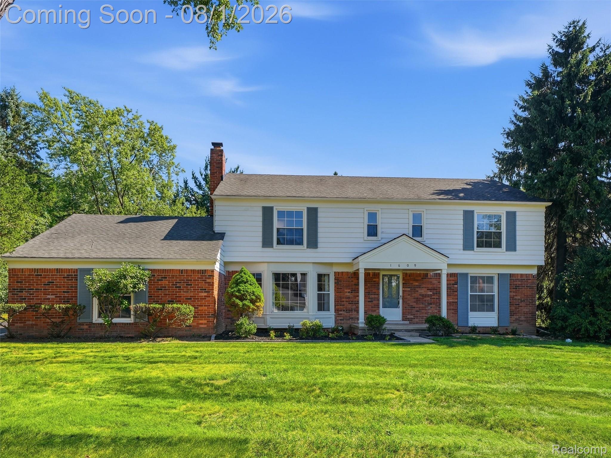 Residential in Bloomfield Hills 4