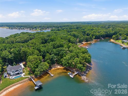 8247 Luckey Point Rd, Denver, NC, 28037-8575 | Card Image
