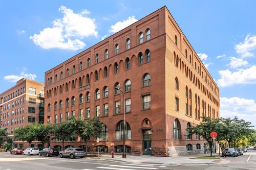 614-400 N 1st St, Minneapolis, MN, 55401-1396 | Card Image
